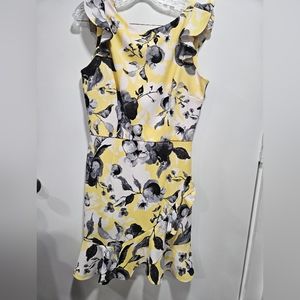 Donna Morgan Spring midi dress with ruffles